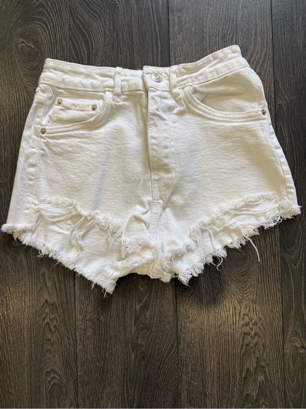 Zara White Frayed Hem Women's Denim Shorts